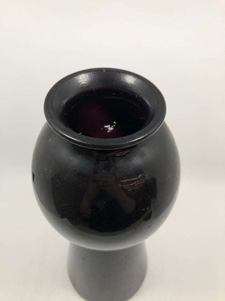 HEAVY BULB BLACK VASE - MADE IN SPAIN.