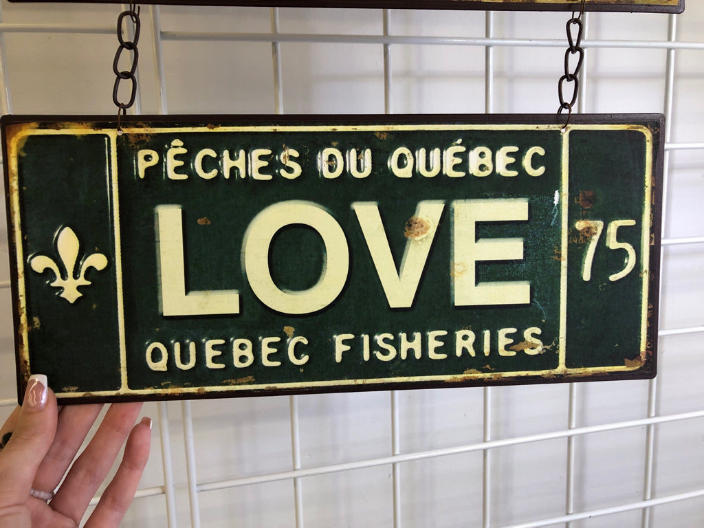 ALL YOU NEED IS LOVE LICENSE PLATE SIGNS WALL-HANGING.