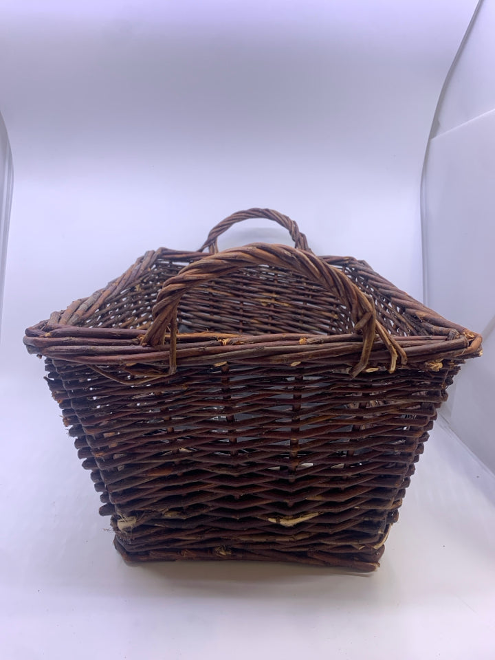 RECTANGLE DARK WOVEN BASKET W HANDLES.