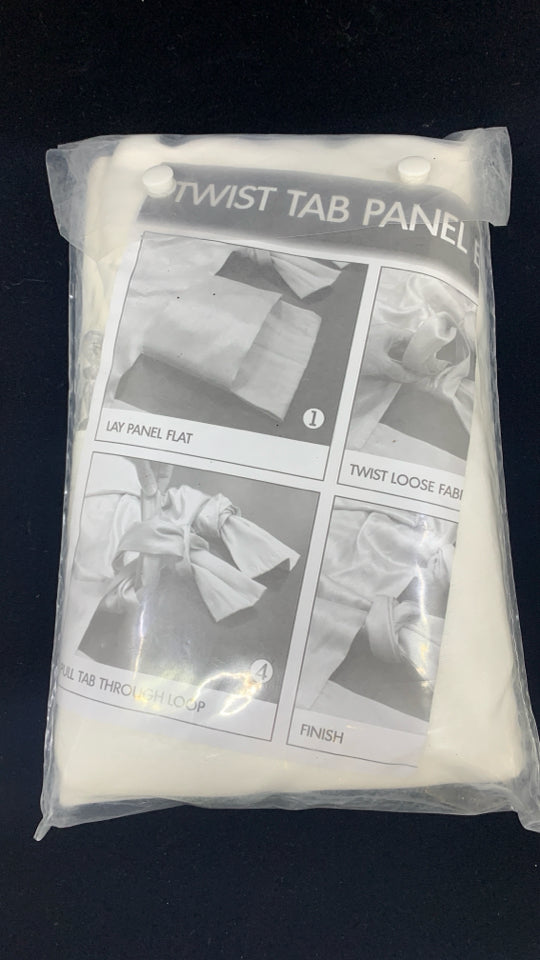 NIP WHITE WINDOW VALANCE W/BEADS.