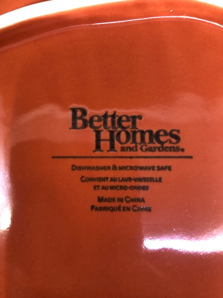 SMALL PUMPKIN PLATE- BETTER HOMES.