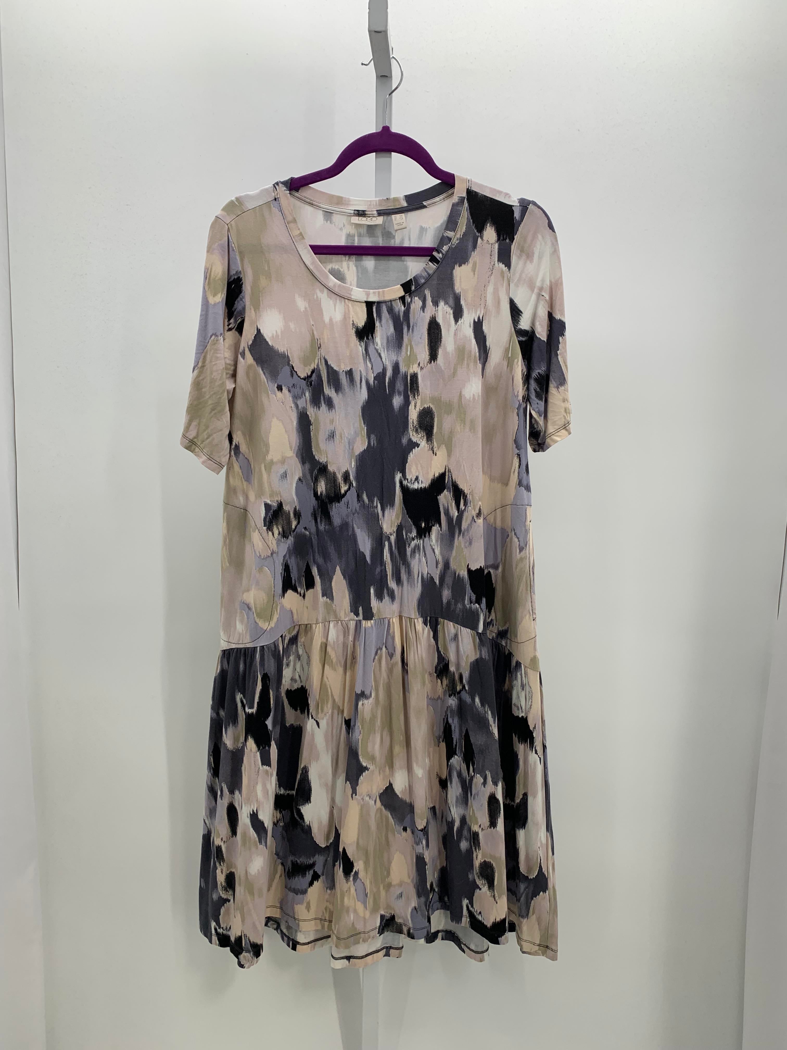 LOGO Size Medium Petite Petite Short Sleeve Dress