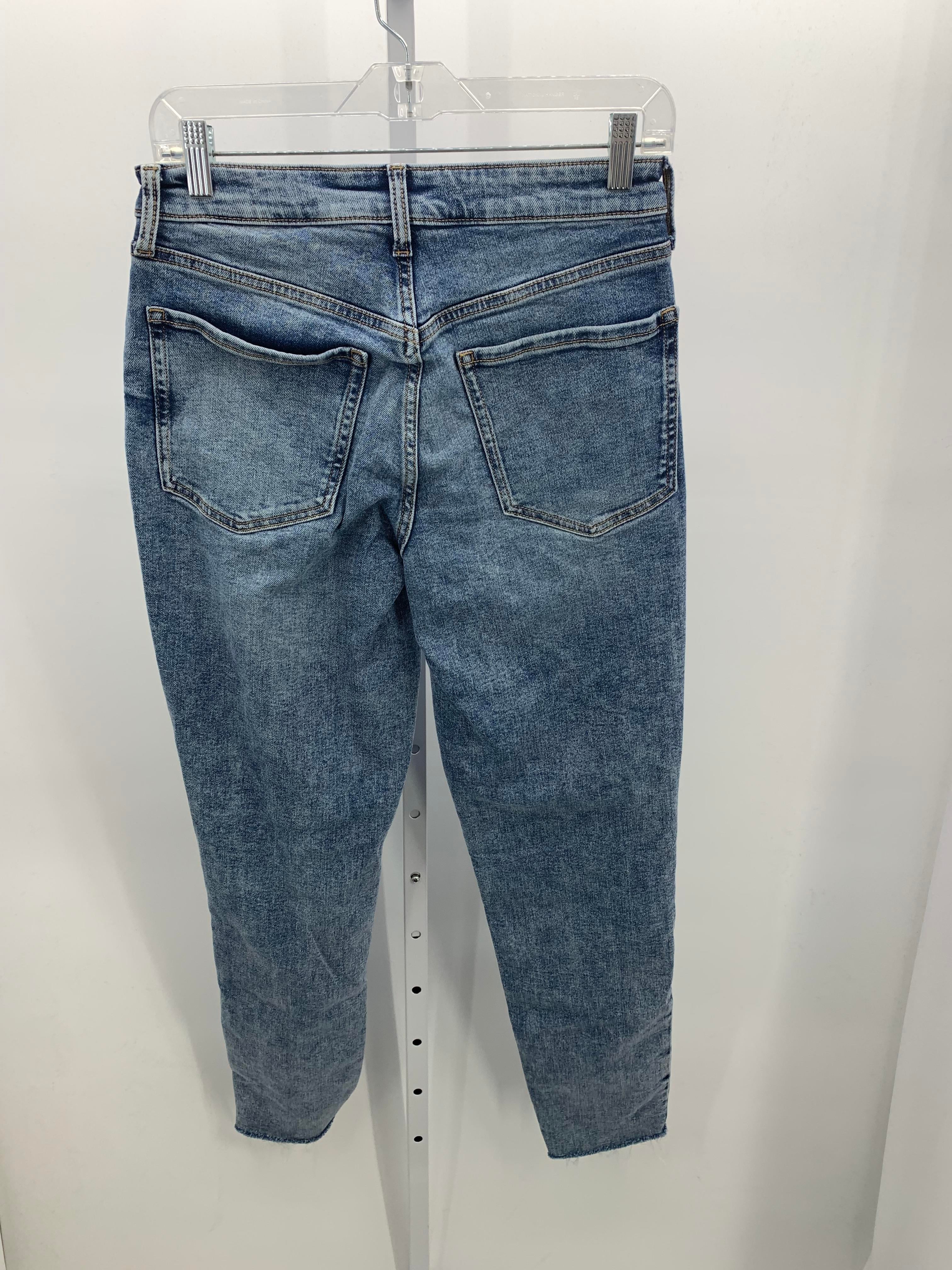 Old Navy Size 6 Tall Misses Jeans
