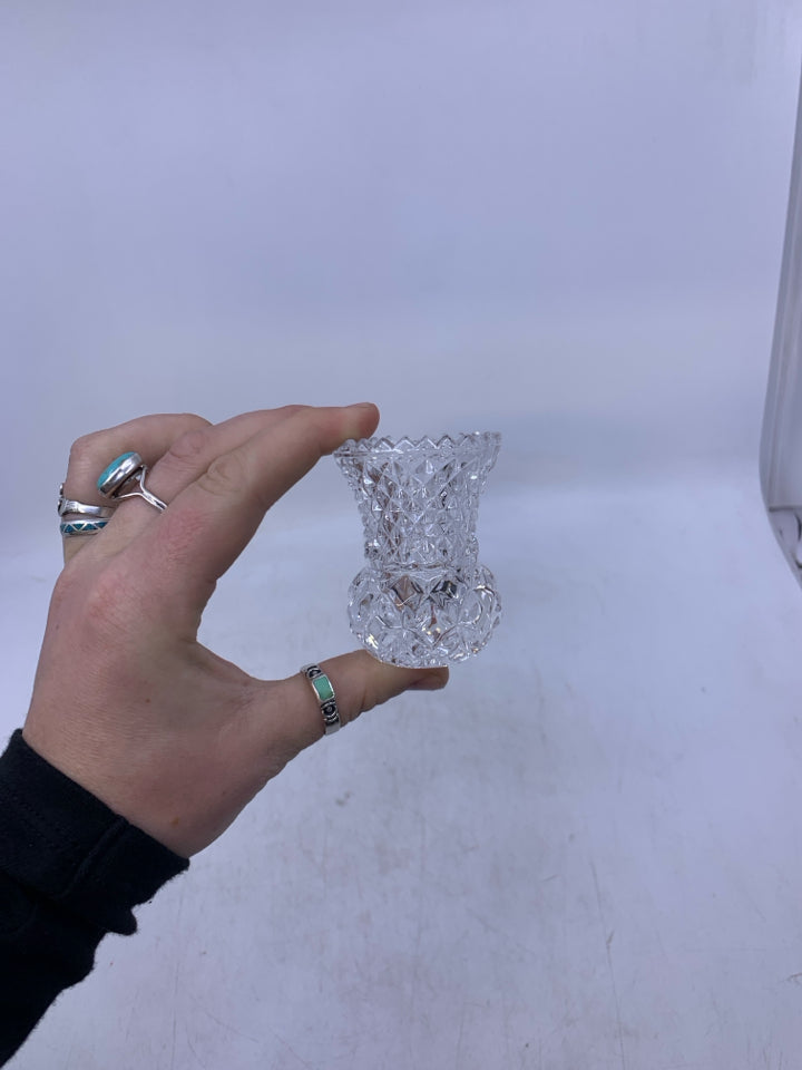 GLASS DIAMOND PATTERN TOOTHPICK HOLDER.