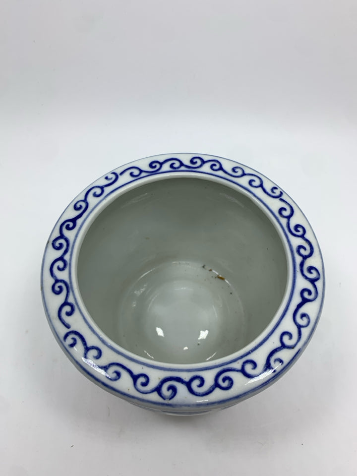 BLUE GRAPES IVY PAINTED POT.