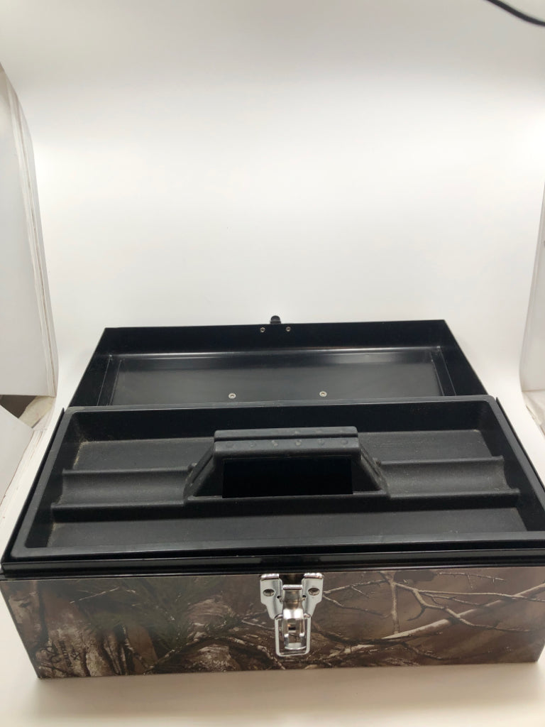 REALTREE XTRA METAL TACKLE BOX.