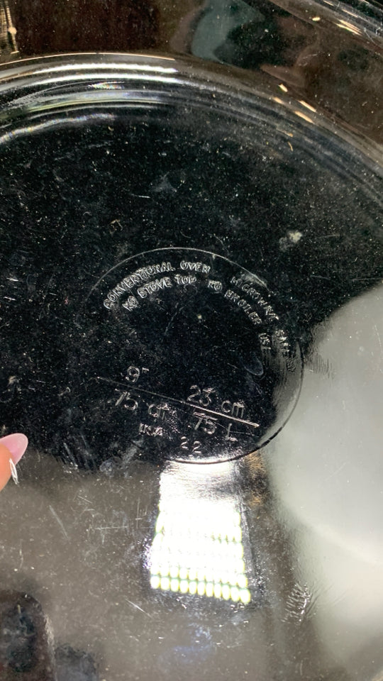 CLEAR GLASS PIE DISH.