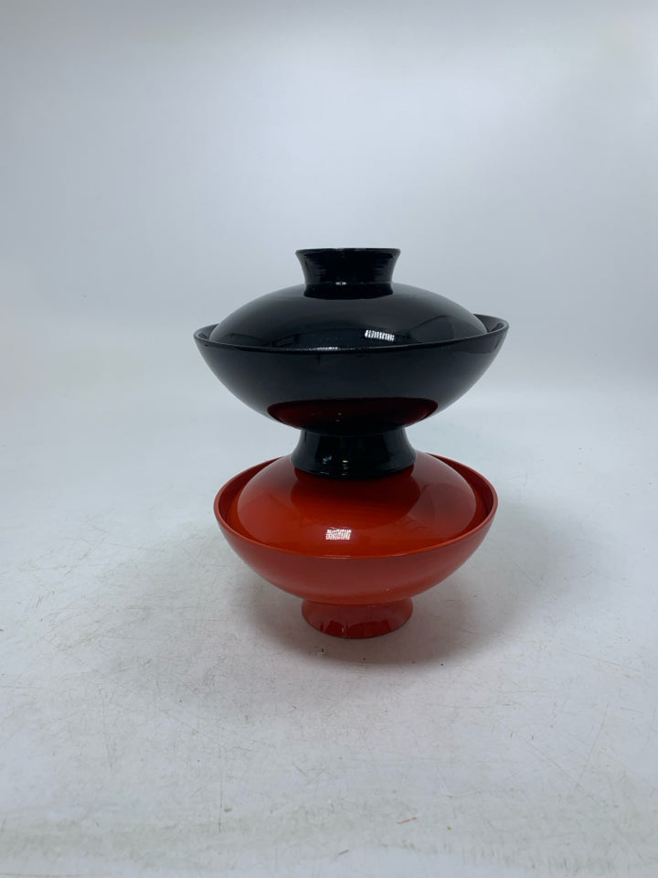 4PC SVC 2 BLACK RED LIDDED BOWLS PLASTIC.
