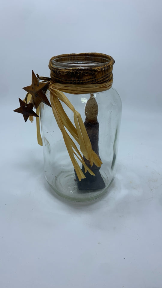 MASON JAR W/SM LED CANDLESTICK AND METAL STARS.