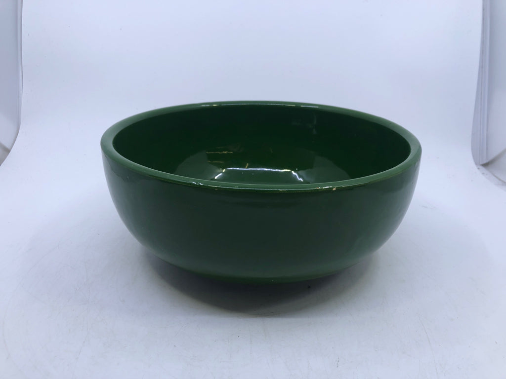 4 PC GREEN SERVING SET - 3 BOWLS 1 SERVING BOWL.