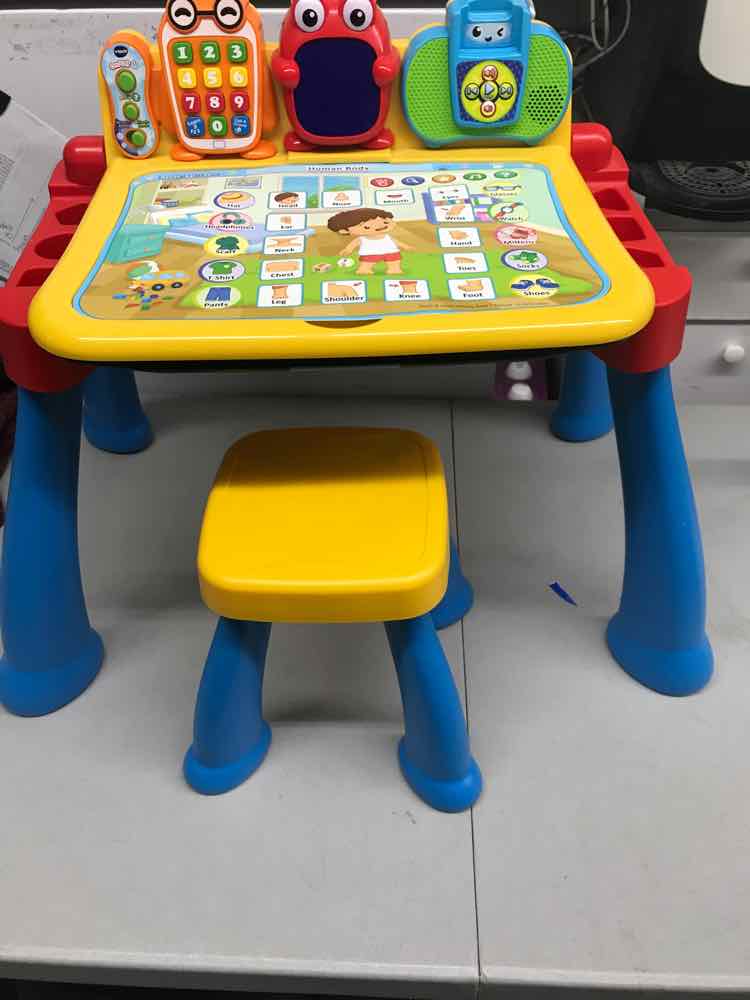 Vtech Touch and Learn Activity Desk