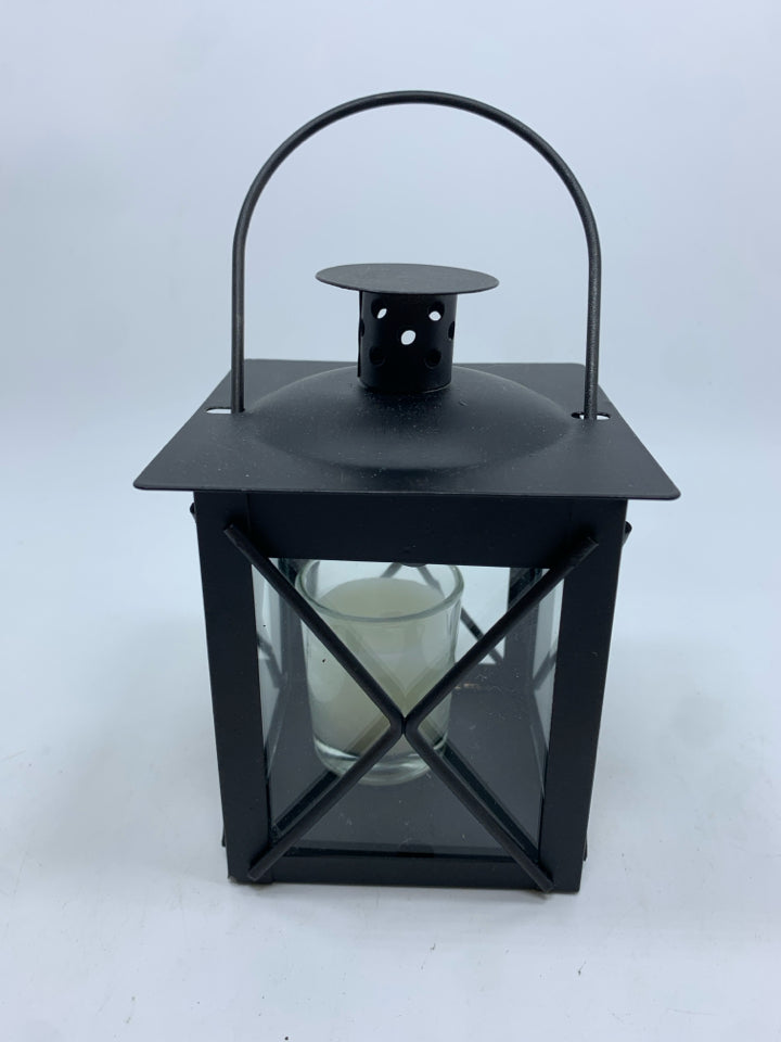 SM BLACK CANDLE LANTERN.