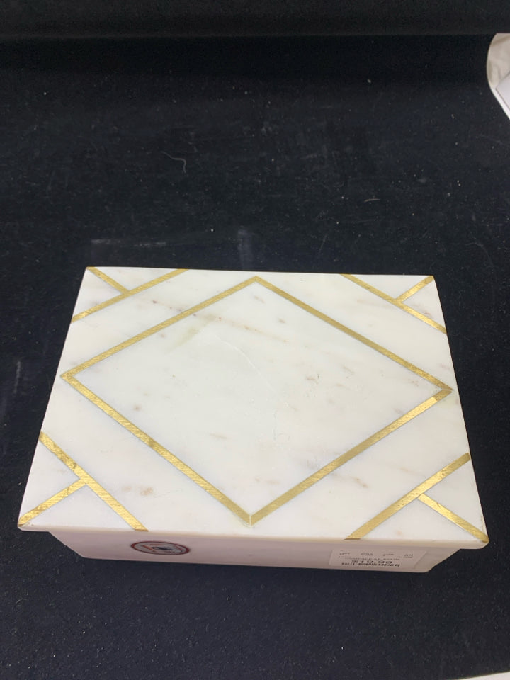 HEAVY WHITE STONE BOX W/LID GOLD ACCENTS.