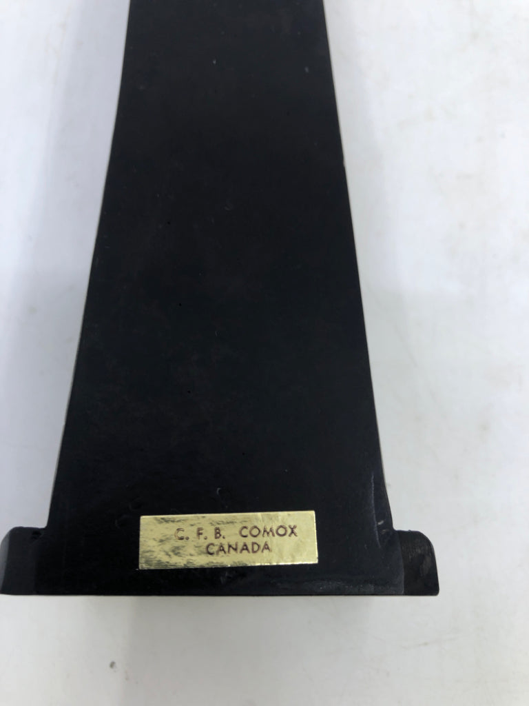 HUMAN, ANIMAL W/TONGUE OUT, ANIMAL, EAGLE TOTEM POLE HAND CARVED CFB COMOX CANAD