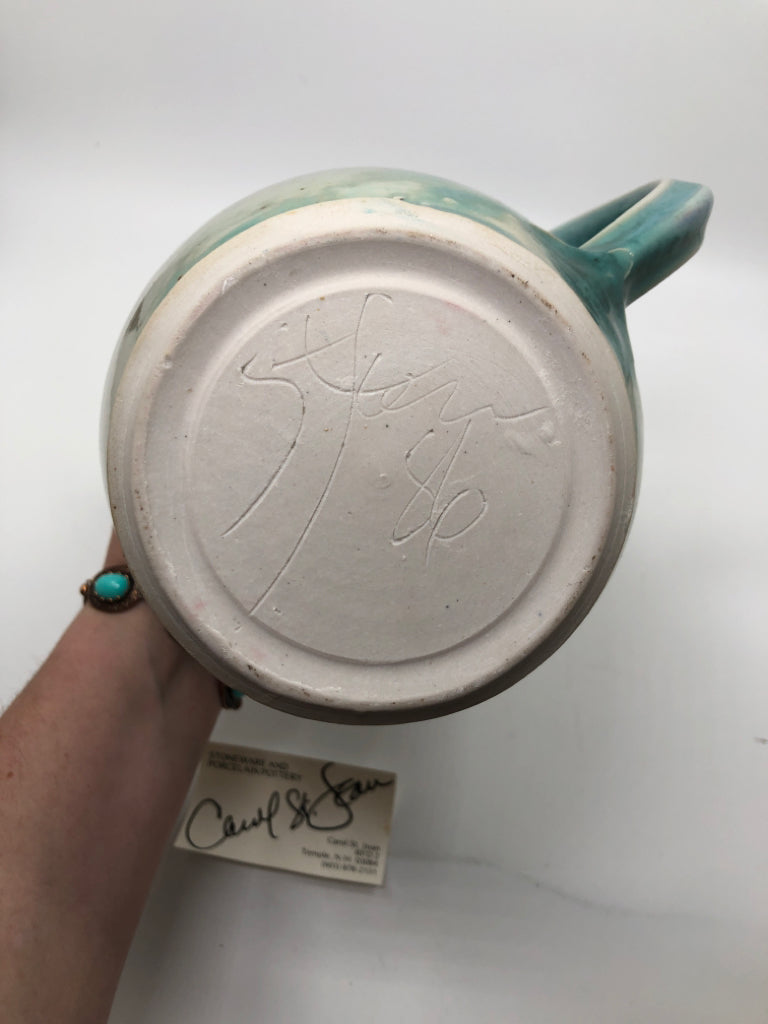 TEAL & WHITE STONEWARE PITCHER.