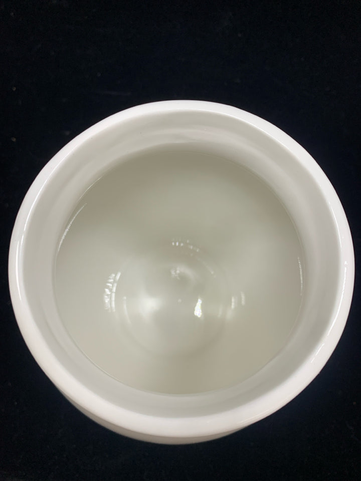 WHITE CERAMIC VASE.