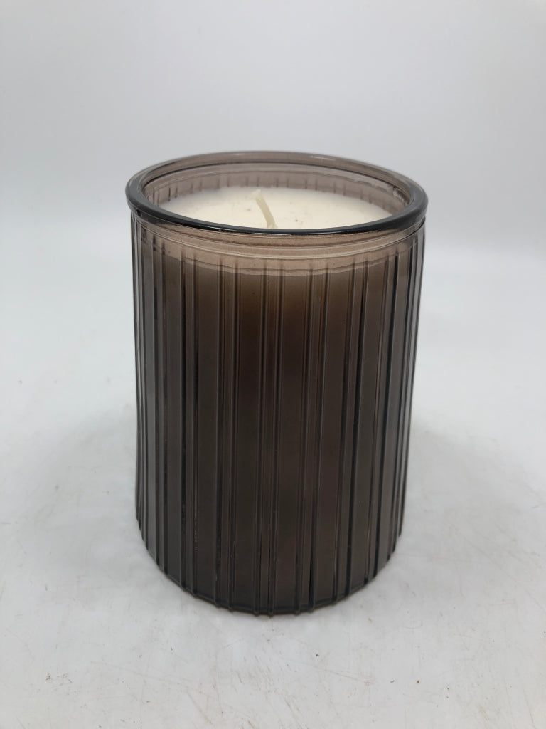SALTED COCONUT MAHOGANY CANDLE.
