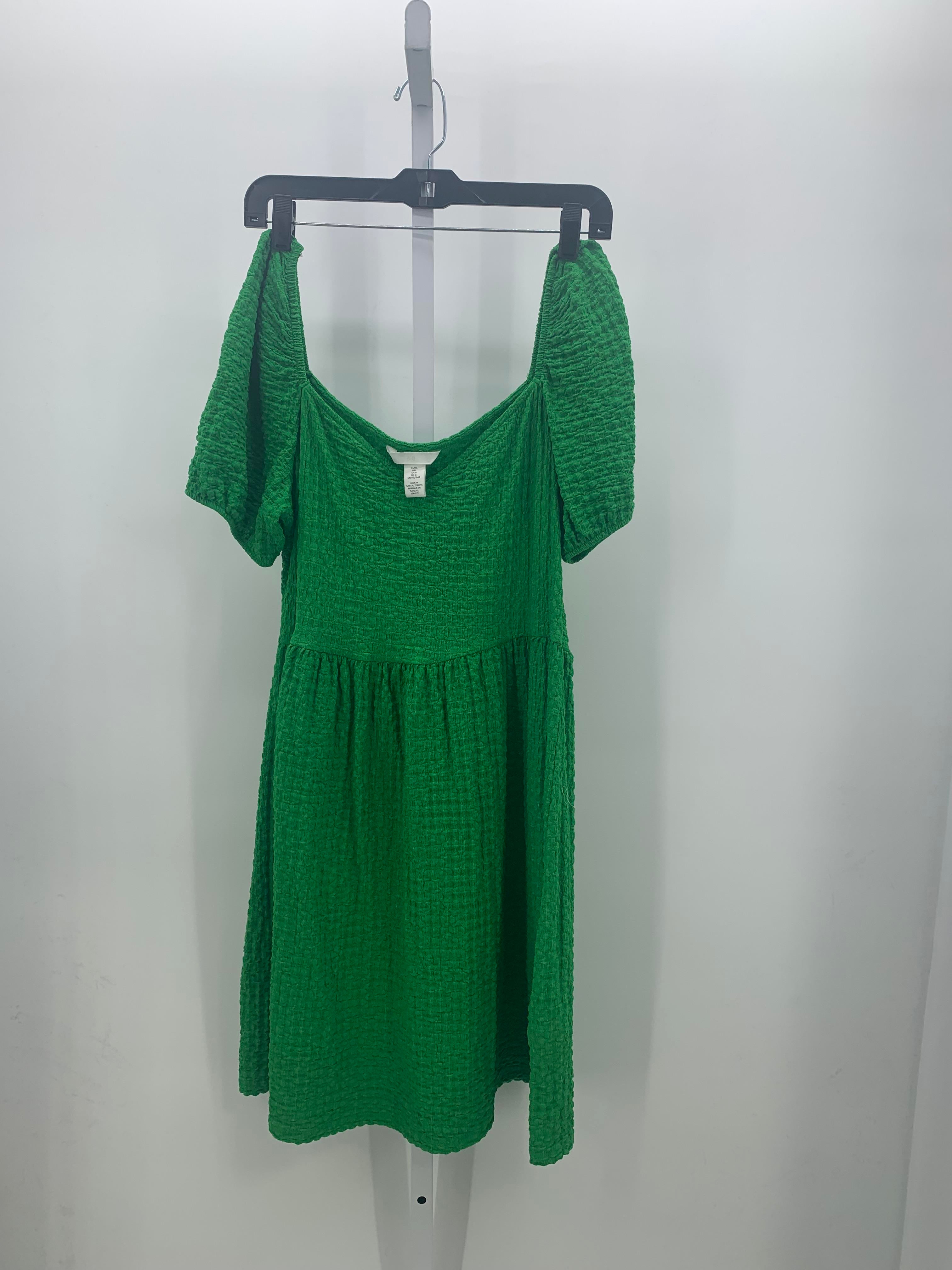 H&M Size Large Misses Short Sleeve Dress