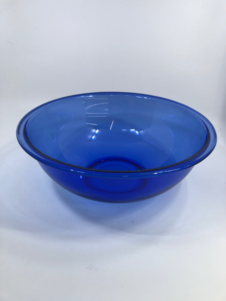 VTG PYREX COBALT BLUE MIXING BOWL.