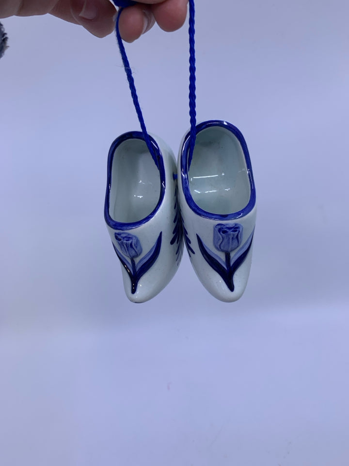 2 DELFT MINI HOLLAND SHOES W/ EMBOSSED ROSES.