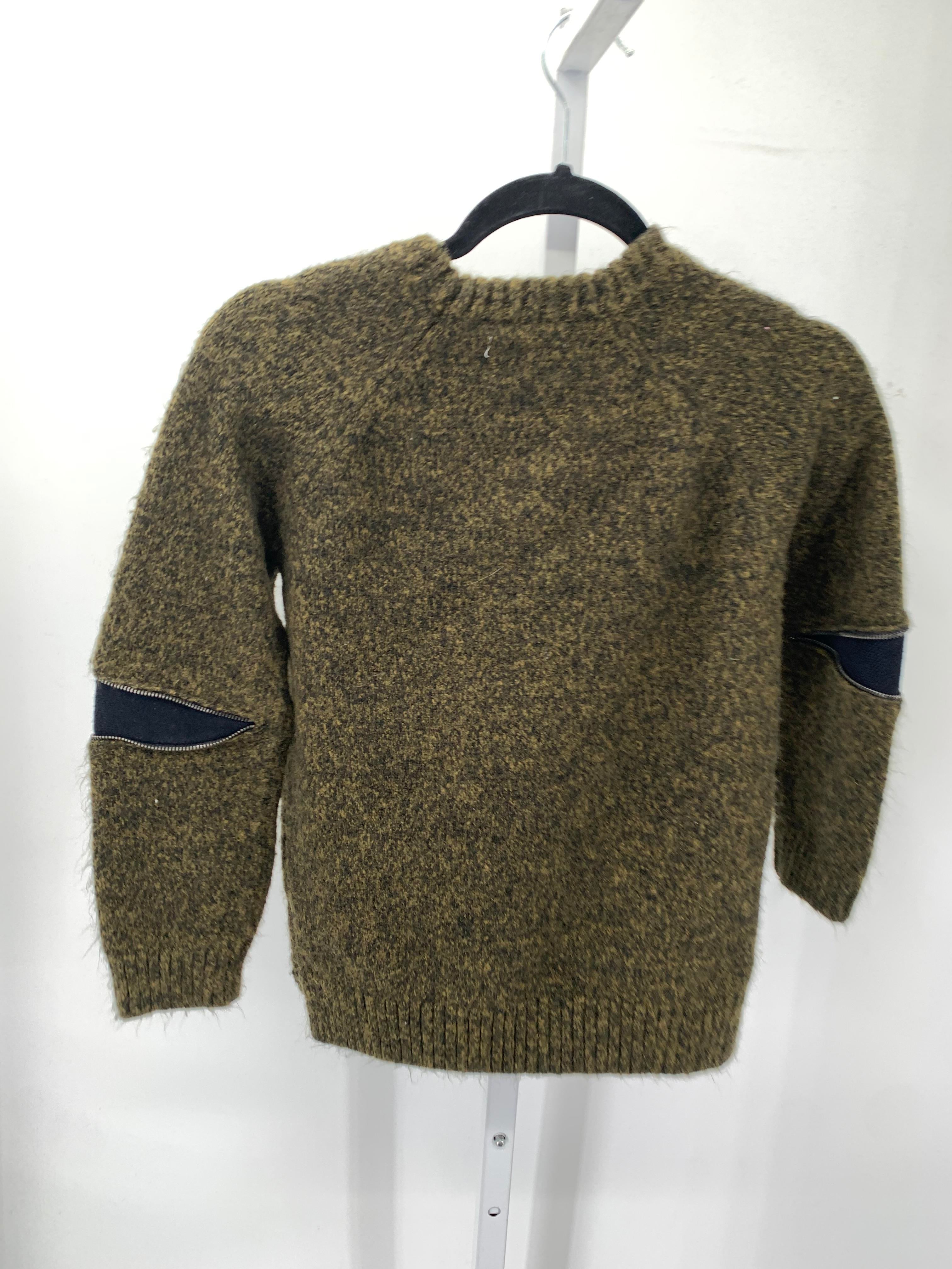 FUZZY SWEATER.