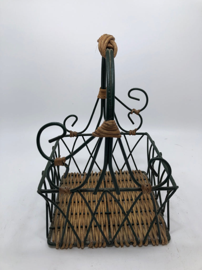 GREEN METAL BASKET W/WICKER BASE.