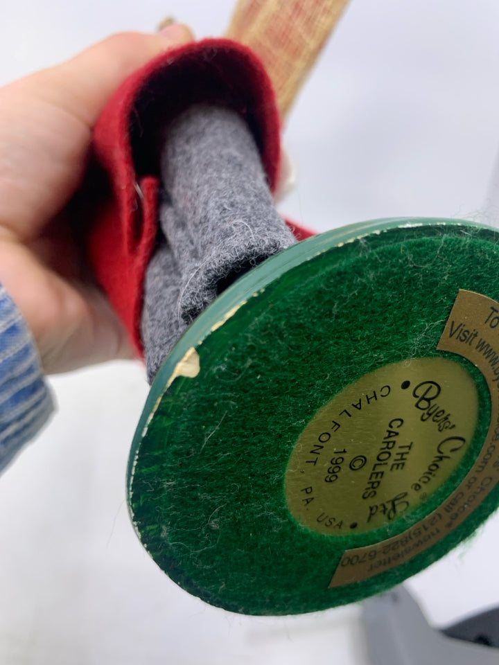 BYERS' CHOICE MAN WITH GIFT SAC + BASKET.