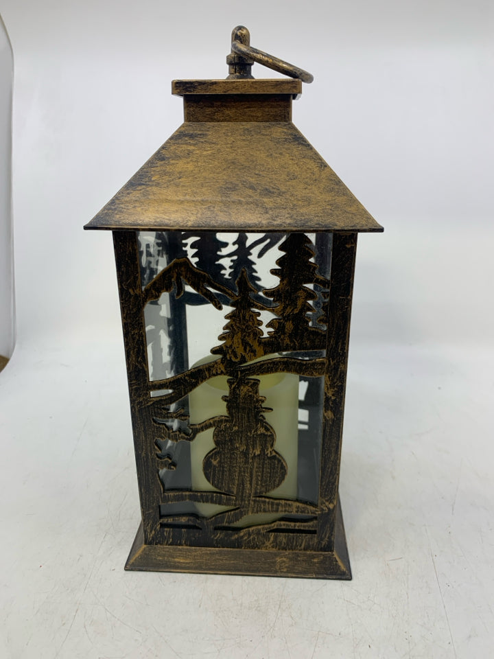 BROWN RUSTIC PLASTIC LANTERN W/ BATTERY CANDLE.