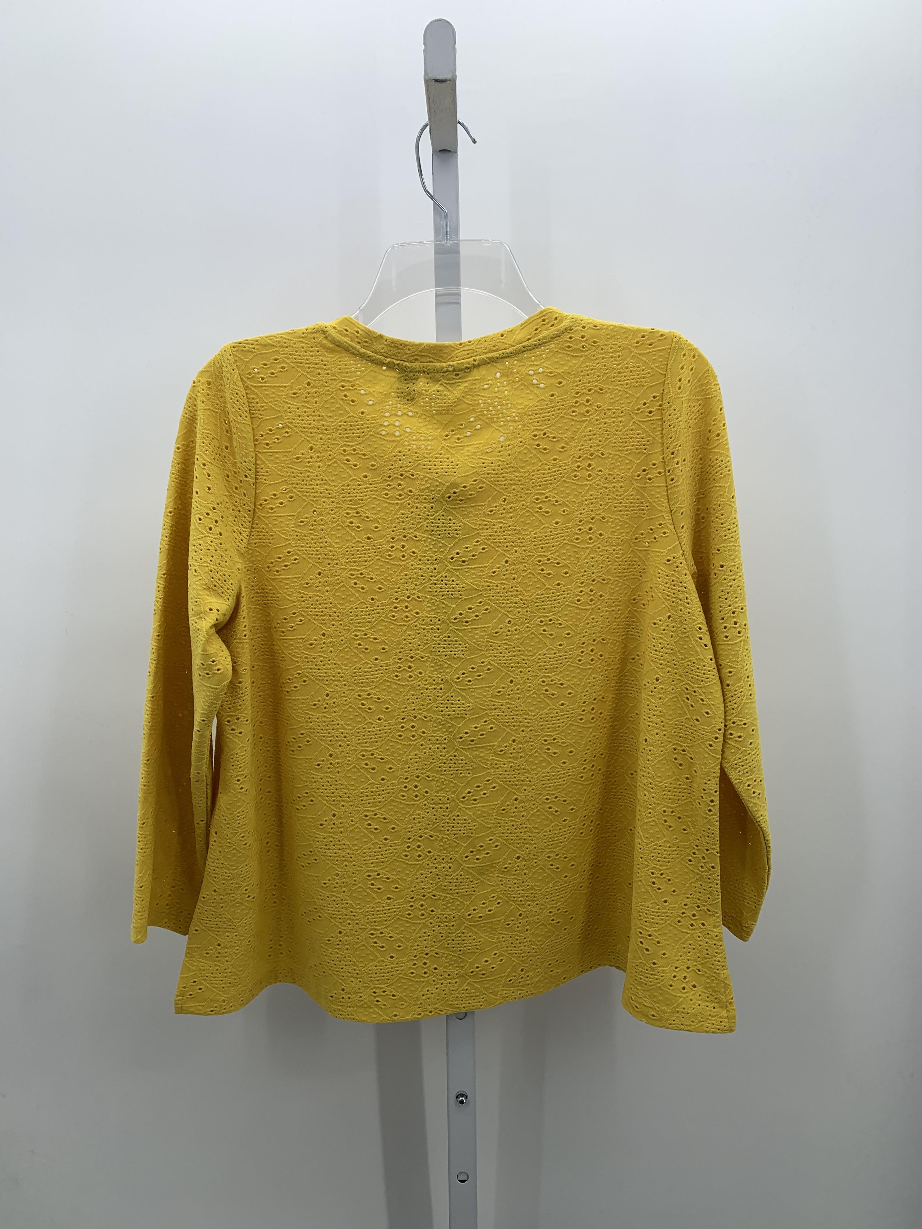 LOGO Size Medium Misses 3/4 Sleeve Shirt