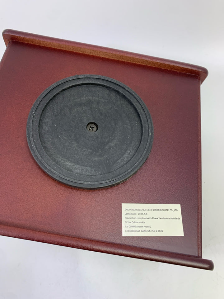 RED DESKTOP ORGANIZER ON SWIVEL.