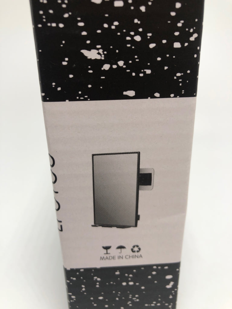 NIB SHOWER MIRROR