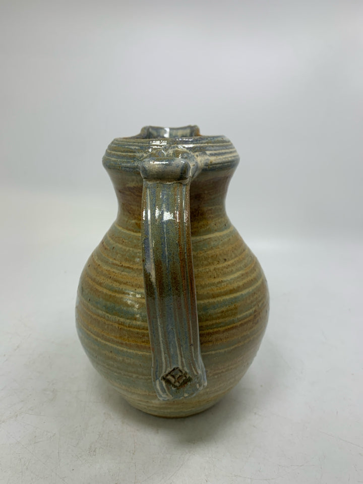 STRIPED POTTERY PITCHER W/ PRINTED FERN LEAF.