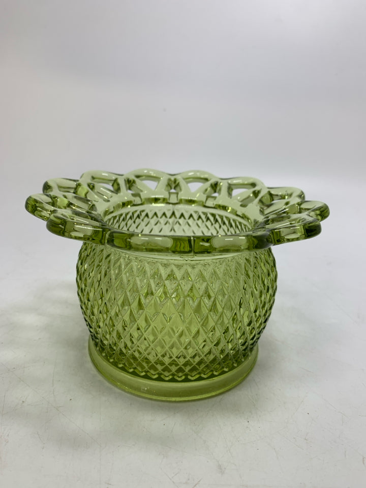 VTG OLIVE GREEN DIAMOND PATTERN CANDY DISH LACE EDGE.
