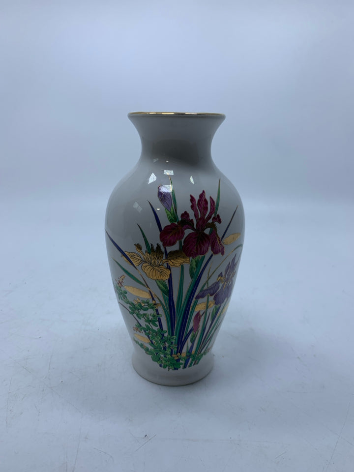 COLORFUL IRIS FLOWERS BUD VASE.