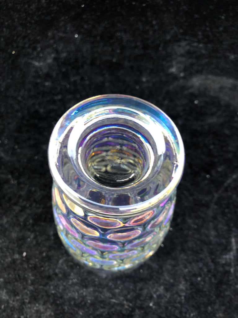 4 IRIDESCENT DIVET GLASSES.