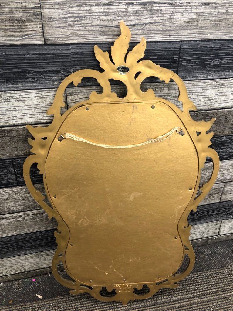 GOLD ORNATE MIRROR.