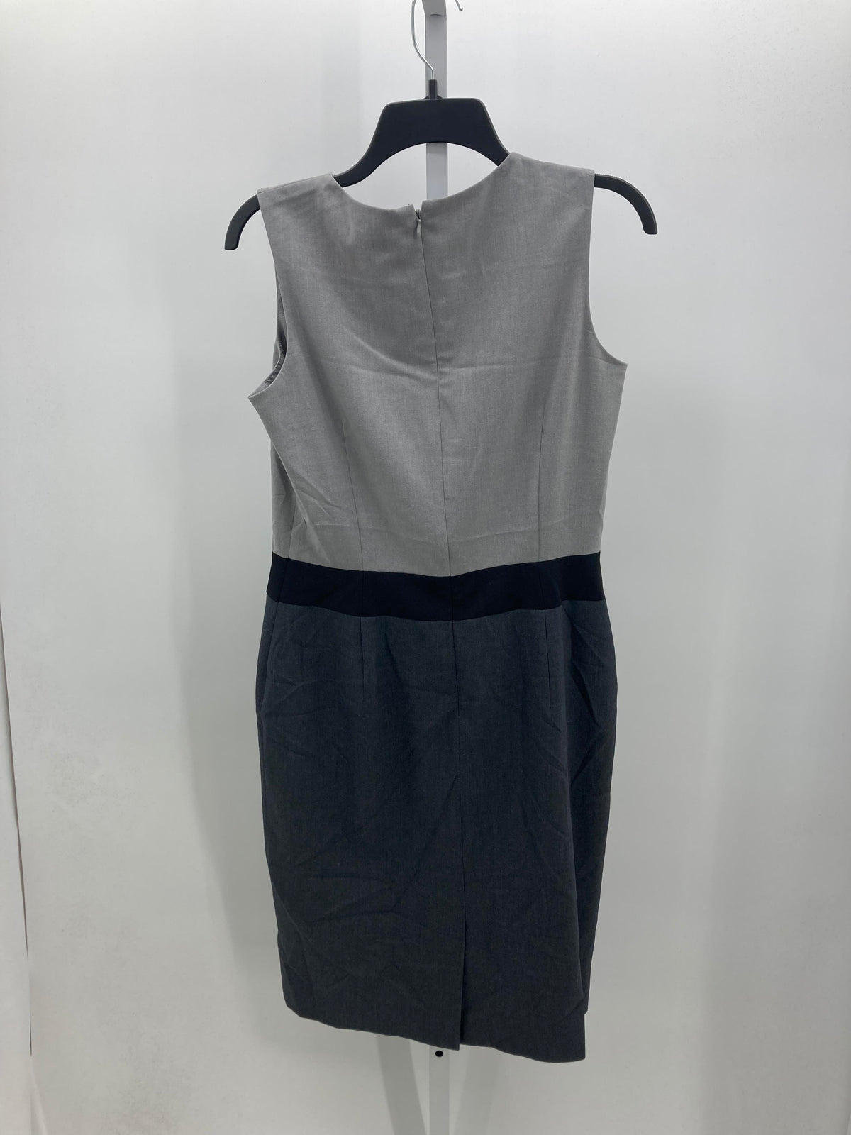 Calvin Klein Size Small Misses Sleeveless Dress