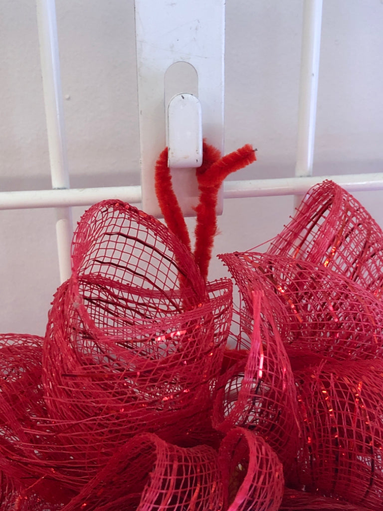 TEACHERS RULE TULLE WREATH.