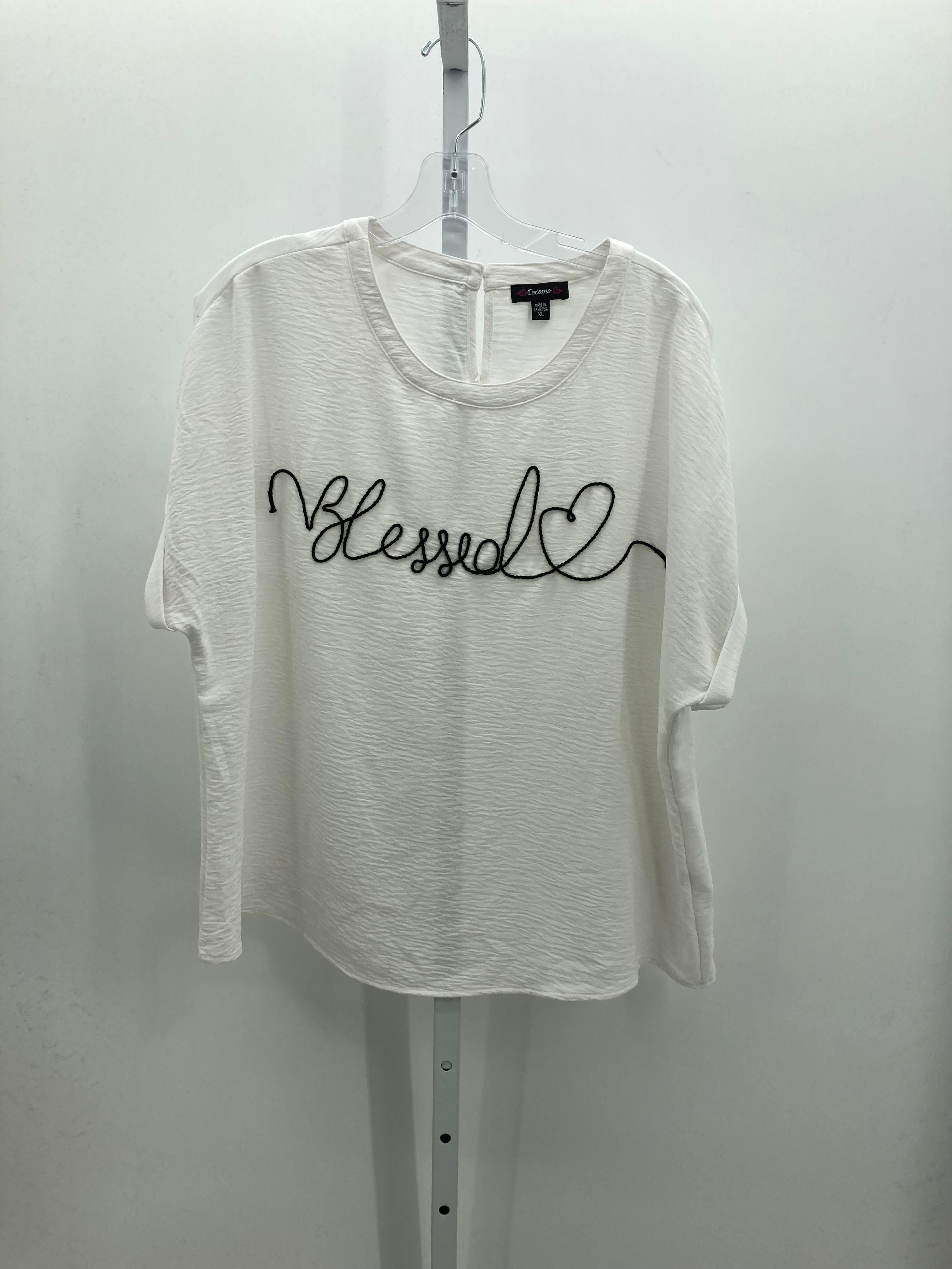 Size Extra Large Juniors Short Sleeve Shirt