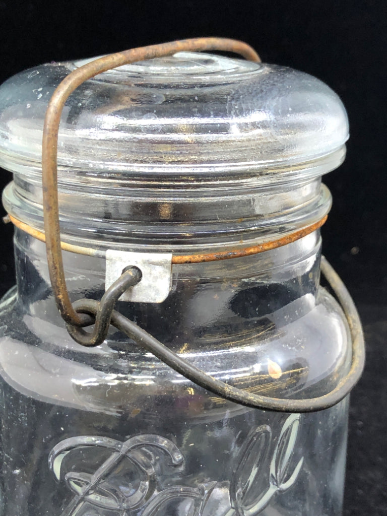 VTG BALL MASON JAR W METAL CLASP.
