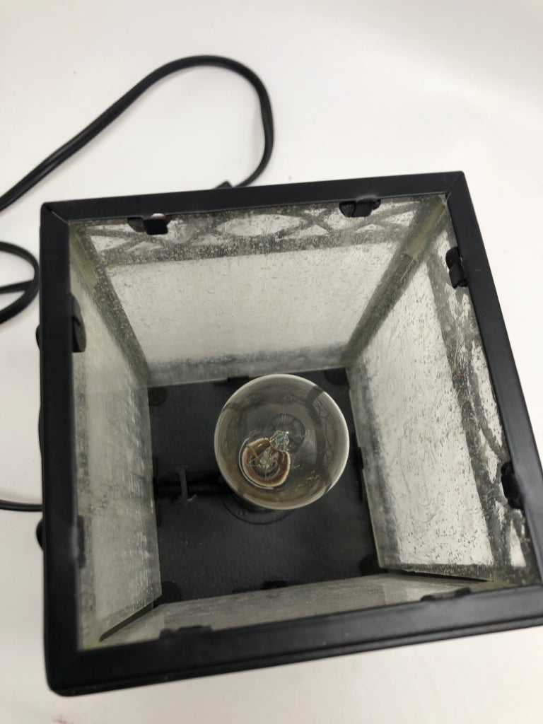 LANTERN STYLE WAX WARMER.