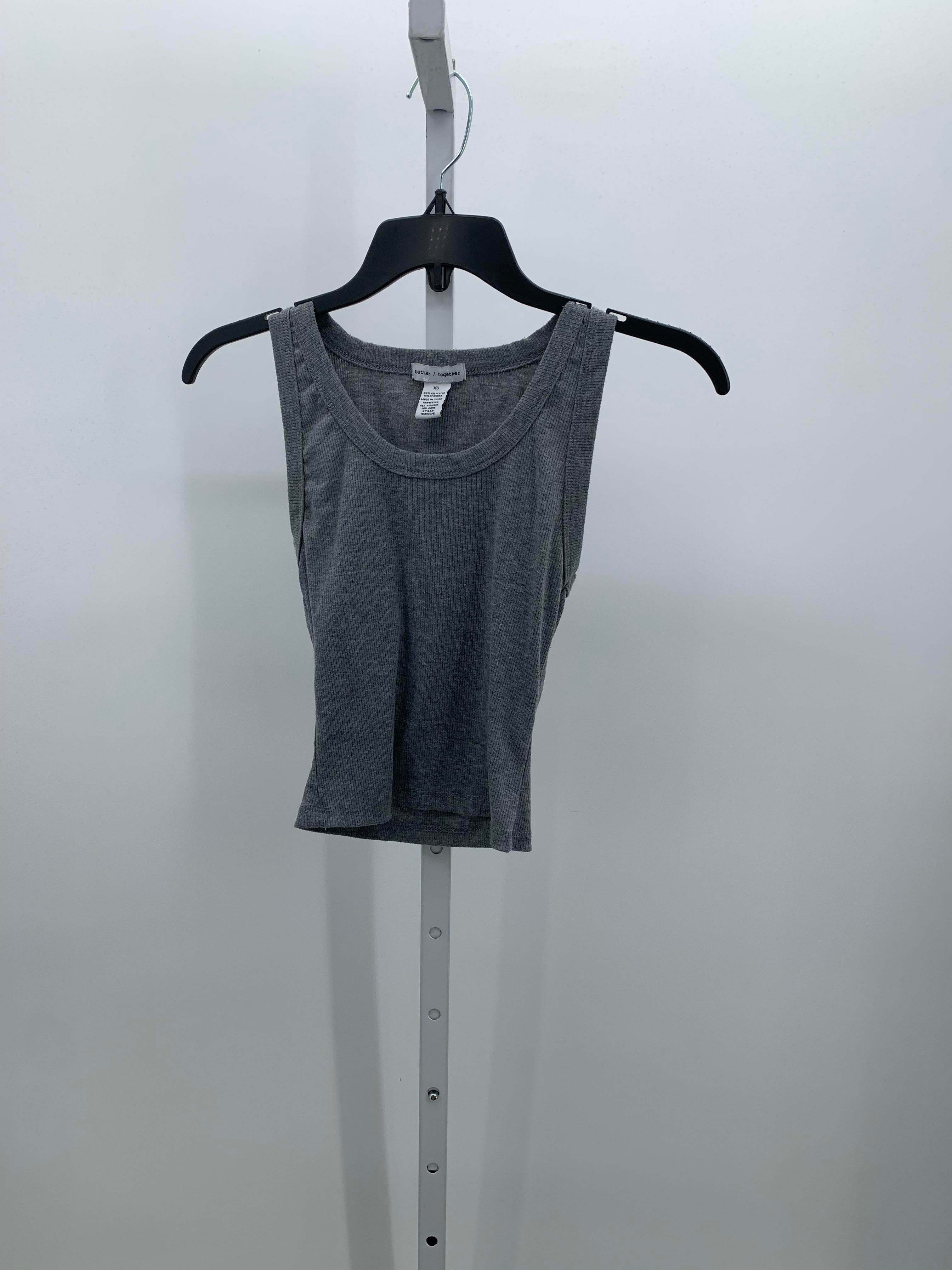 Size X Small Misses Sleeveless Shirt