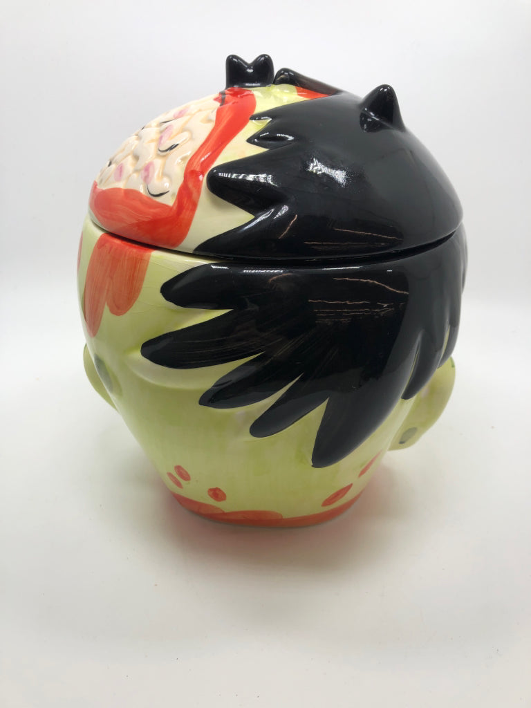 ZOMBIE COOKIE JAR.