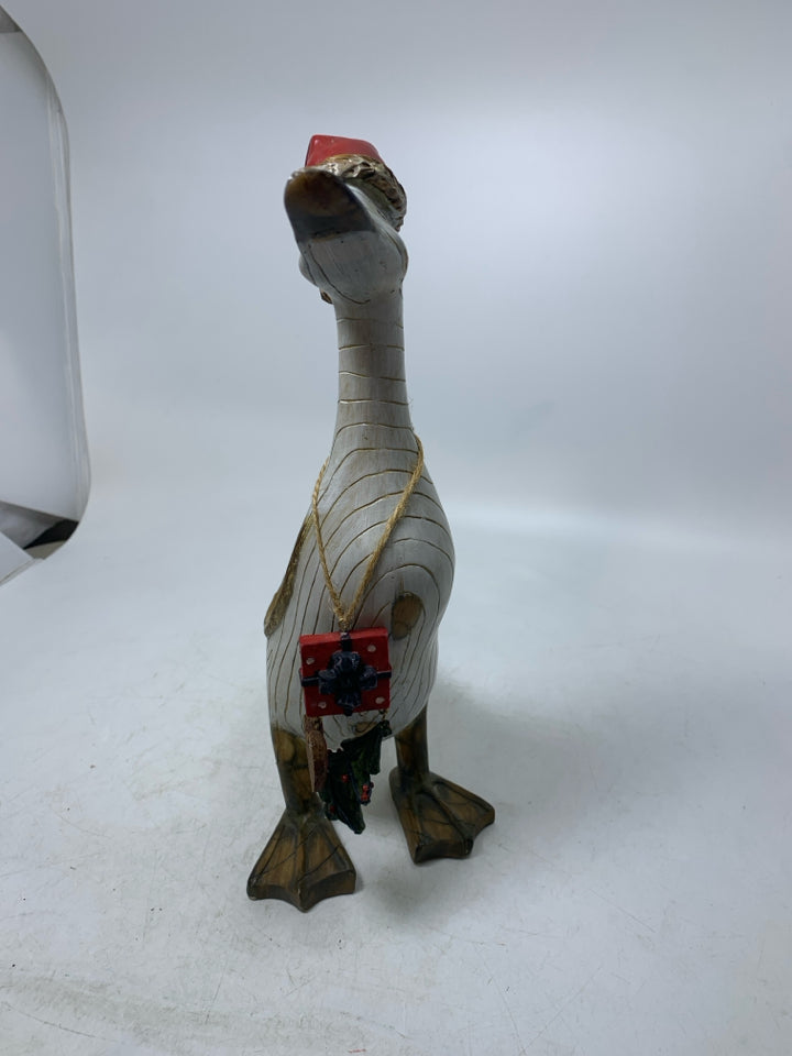 TII COLLECTIONS HOLIDAY RUSTIC RESIN DUCK W/ SANTA HAT/CHARMS.