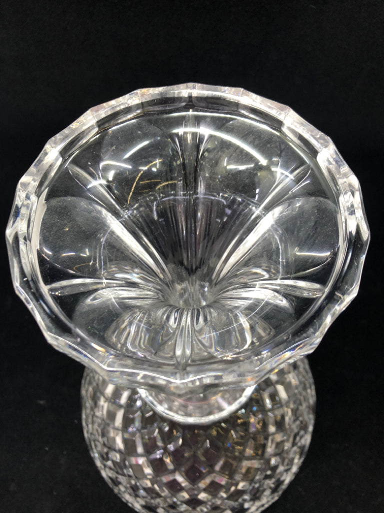 VTG LARGE GLASS CHALICE W/FLOWERS & SAWTOOTH RIM.