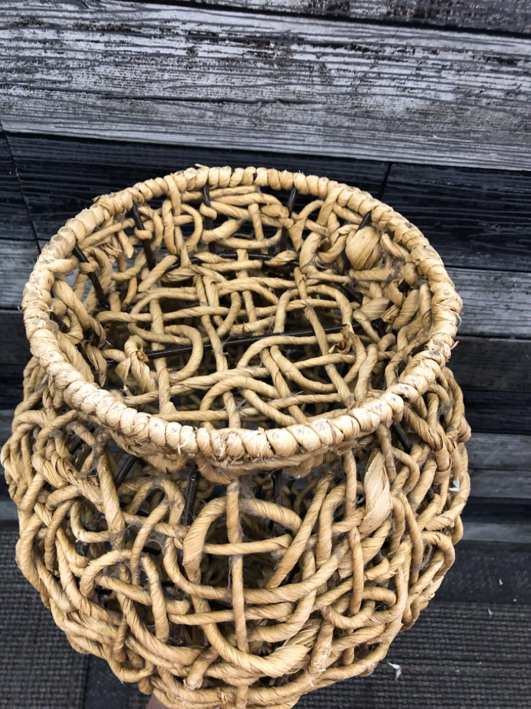 LARGE WOVEN FLOOR VASE.