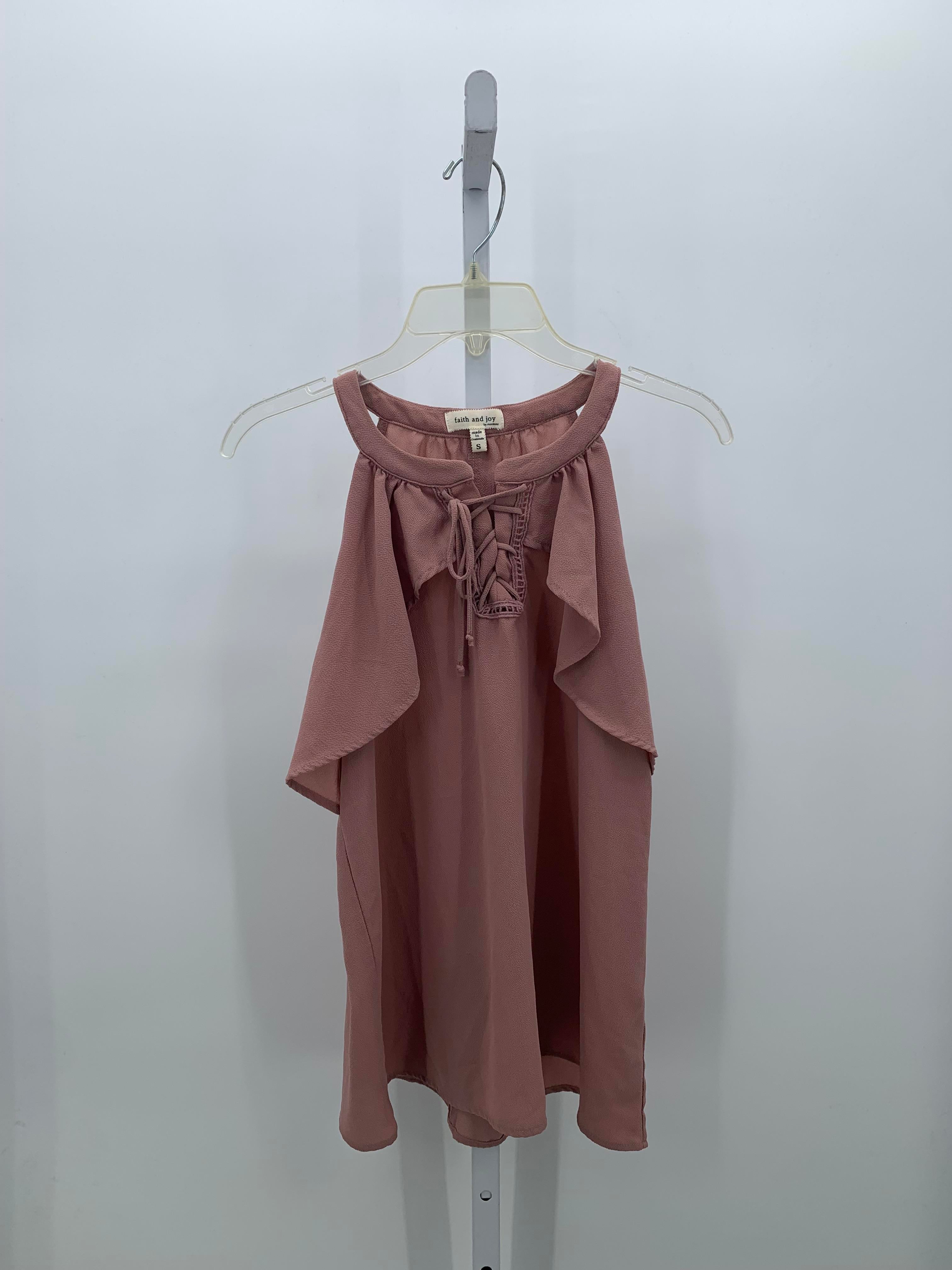 Size Small Juniors Sleeveless Shirt