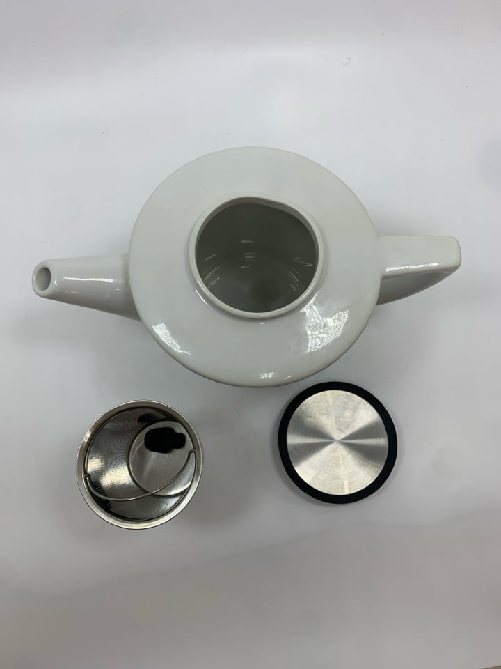 WHITE CERAMIC TEAPOT W/INFUSER.
