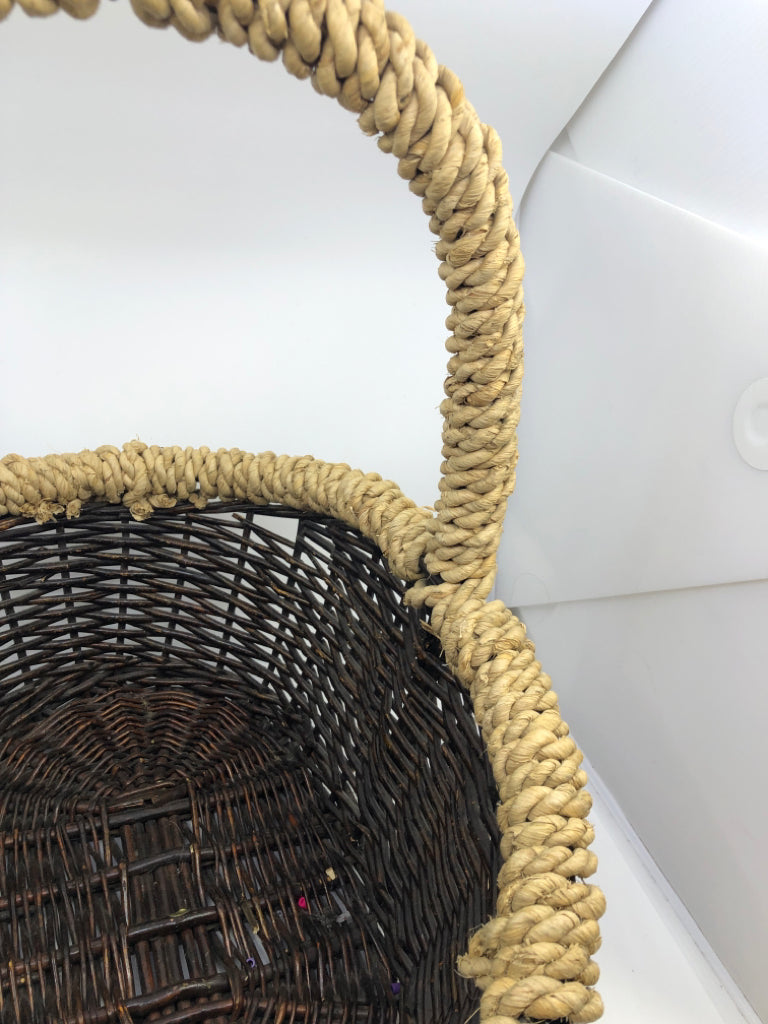 2 TONED STUDY BASKET DARK BASE W/ LIGHT WRAPPED HANDLE+EDGE.
