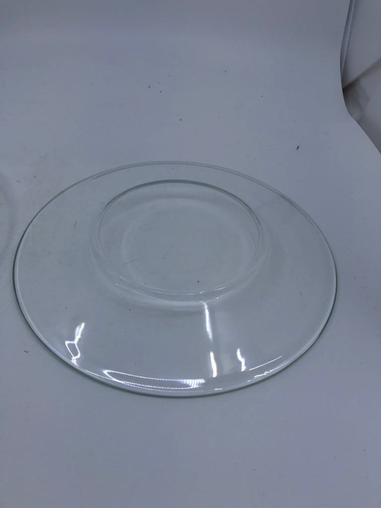 4 GLASS DESSERT PLATES.